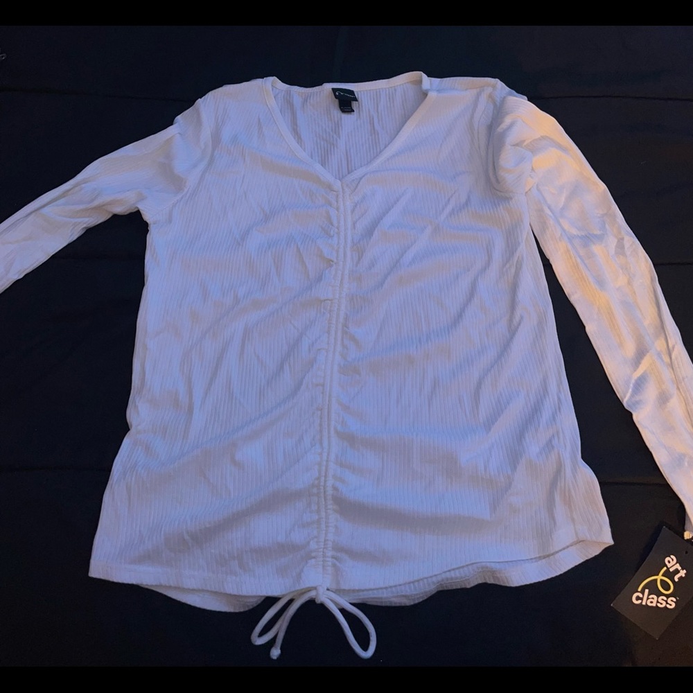 A super cute white blouse.